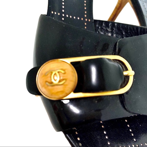 Chanel slides black patent with wood heels and button decor size 39 1/2 - Picture 3 of 6